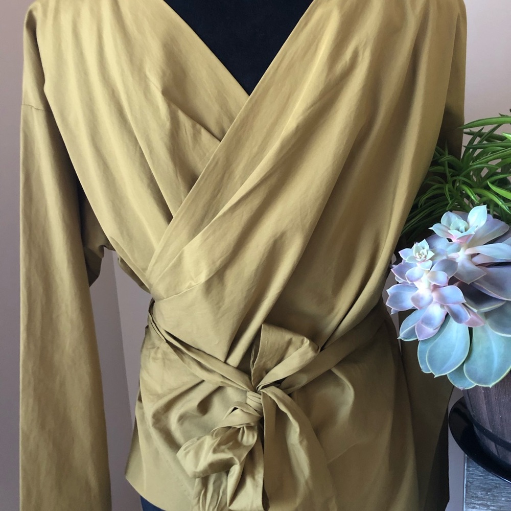 Uniqlo Long sleeve blouse - Picture 2 of 5